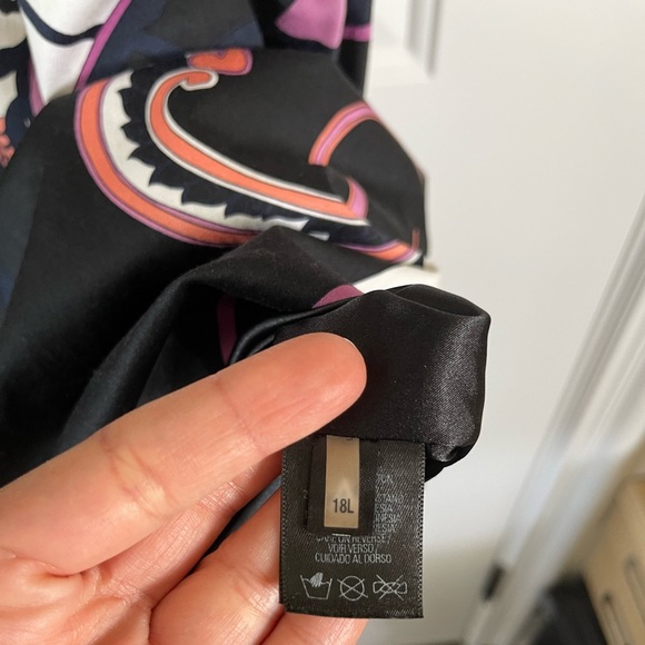 Tahari Plus Size 18 Woman's Black Dress - Picture 2 of 4